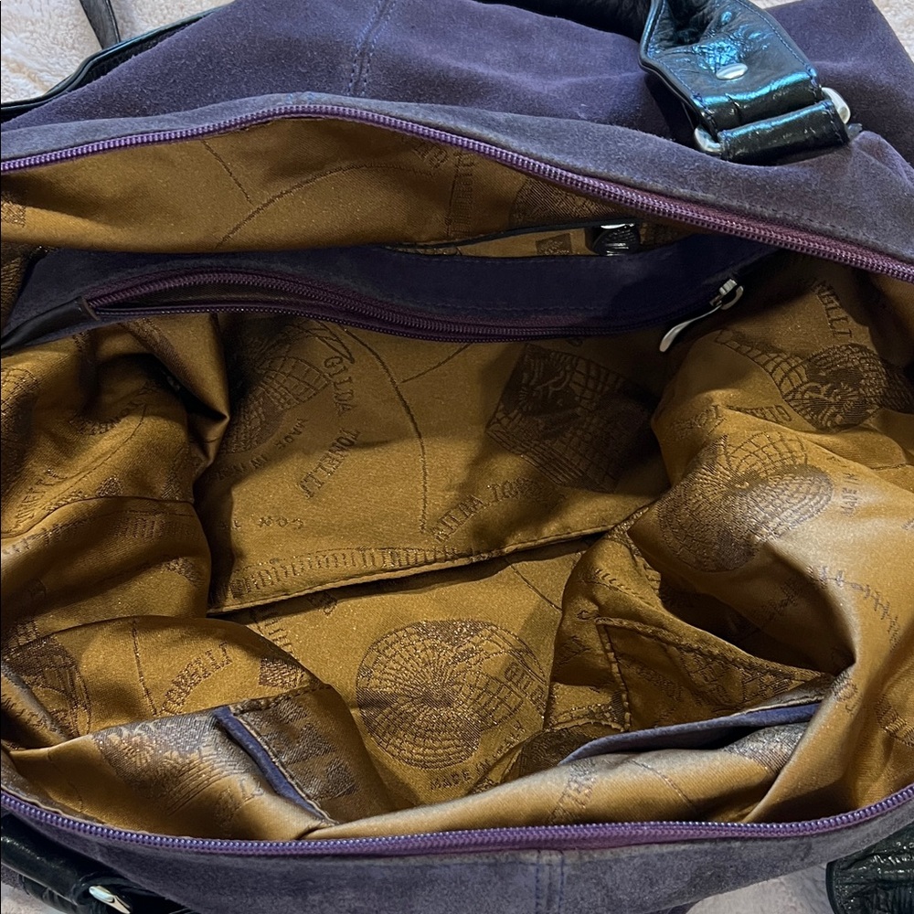 Purple suede, Gilda Tonelli Shoulder Bag with black leather handles - Picture 2 of 8
